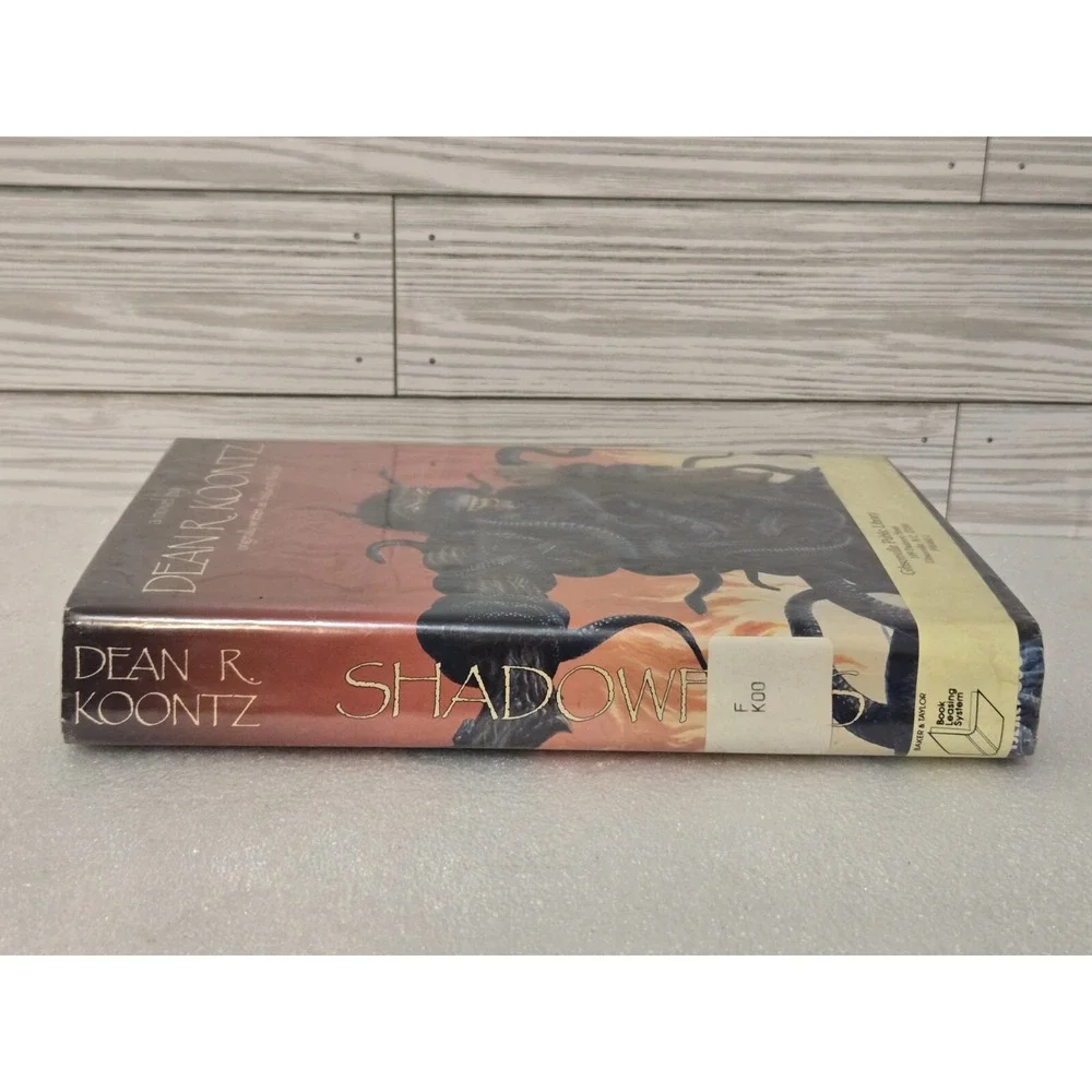 SHADOWFIRES‎ BY DEAN KOONTZ (AND LEIGH NICHOLS). HARDCOVER 1987 FIRST EDITION